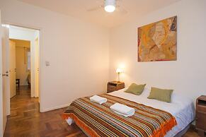 Apartment Rod Pena II By Hart