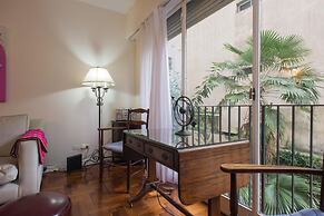 Apartment Rod Pena II By Hart