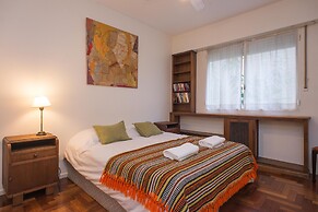 Apartment Rod Pena II By Hart