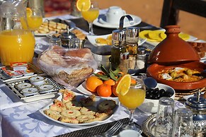 Sahara Shooting Stars Camp