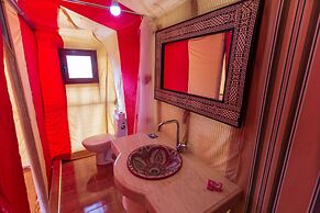 Sahara Shooting Stars Camp