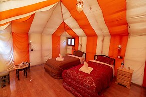 Sahara Shooting Stars Camp