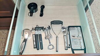 Garage Studio near OUSHC Hospital