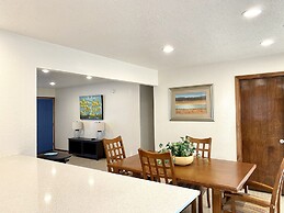 Garage Studio near OUSHC Hospital