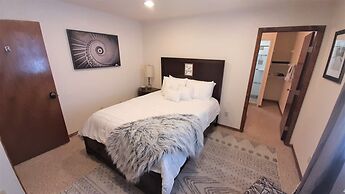 Garage Studio near OUSHC Hospital