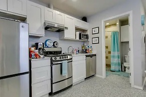 Garage Studio near OUSHC Hospital