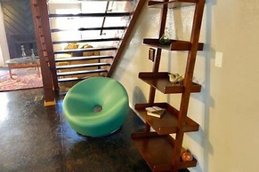 Private Bedroom Suite - Communal House near Integris Private