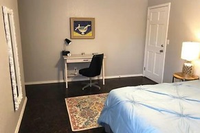 Private Bedroom Suite - Communal House near Integris Private