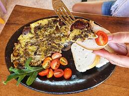 Same Same Bungalows Eco Lodge