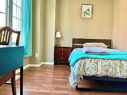 Room around York University Subway