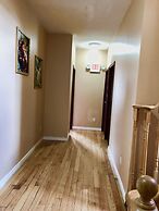 Room around York University Subway