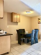 Room around York University Subway