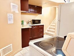 Room around York University Subway