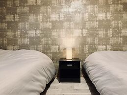 Hanazonominami Apartment 102