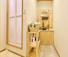 Hanazonominami Apartment 102