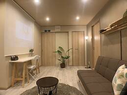 Hanazonominami Apartment 202