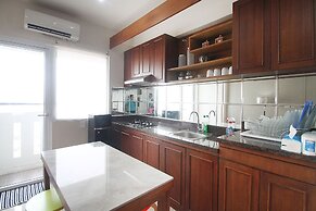 Apartemen Green Pramuka City by Aparian