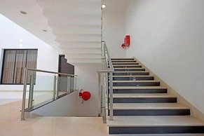 Hotel President Banquet & Lawns