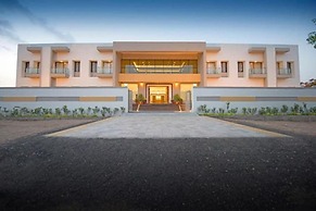 Hotel President Banquet & Lawns