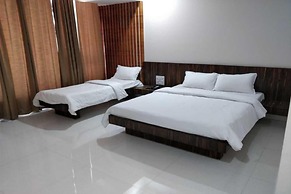 Hotel President Banquet & Lawns