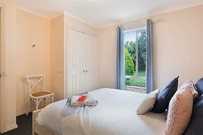 Pelican Lake Holiday House