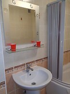 Hotel Northern Star - Hostel