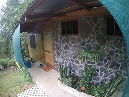 Cabañas Bajo Bosque Drake