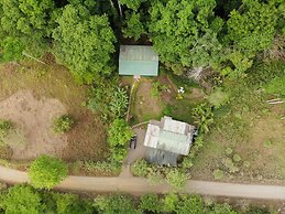 Cabañas Bajo Bosque Drake