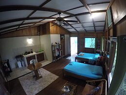 Cabañas Bajo Bosque Drake