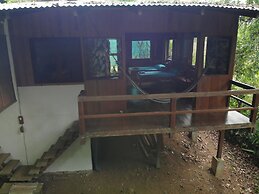 Cabañas Bajo Bosque Drake