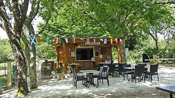 Camping Le Chene Du Lac