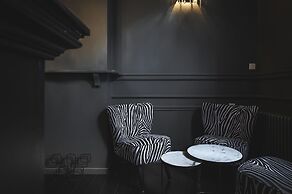 La Passion Interdite