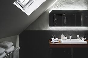 La Passion Interdite