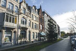 La Passion Interdite