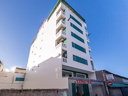 OYO 942 Cuong Hai Apartment