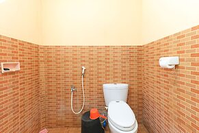 Hotel Tara Bar & Resto Air Sanih