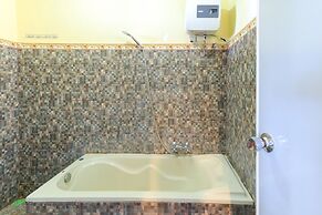 Hotel Tara Bar & Resto Air Sanih