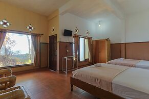 Hotel Tara Bar & Resto Air Sanih