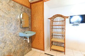 Hotel Tara Bar & Resto Air Sanih