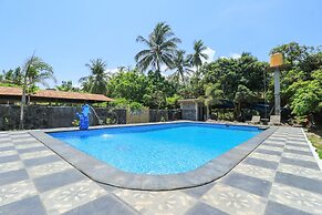 Hotel Tara Bar & Resto Air Sanih