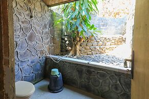 Hotel Tara Bar & Resto Air Sanih