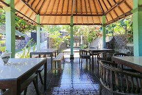 Hotel Tara Bar & Resto Air Sanih