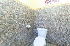 Hotel Tara Bar & Resto Air Sanih