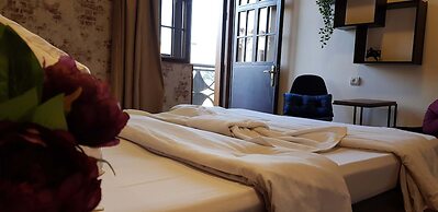 Envoy Hostel