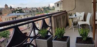 Envoy Hostel