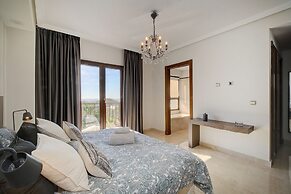 A Beautiful Modern Two Bedroom Villa