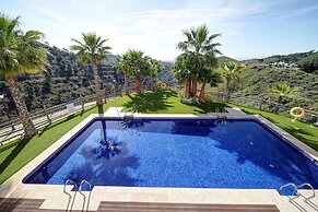 A Beautiful Modern Two Bedroom Villa