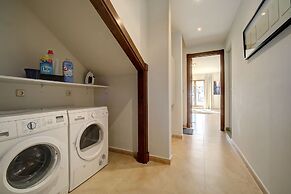 A Beautiful Modern Two Bedroom Villa