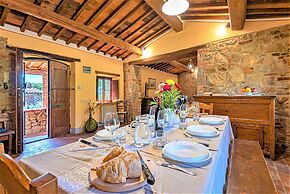 Luxury Chianti For Four