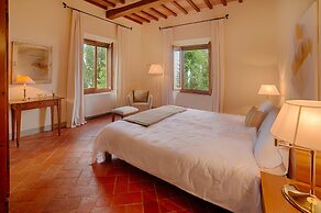 Luxury Chianti For Four